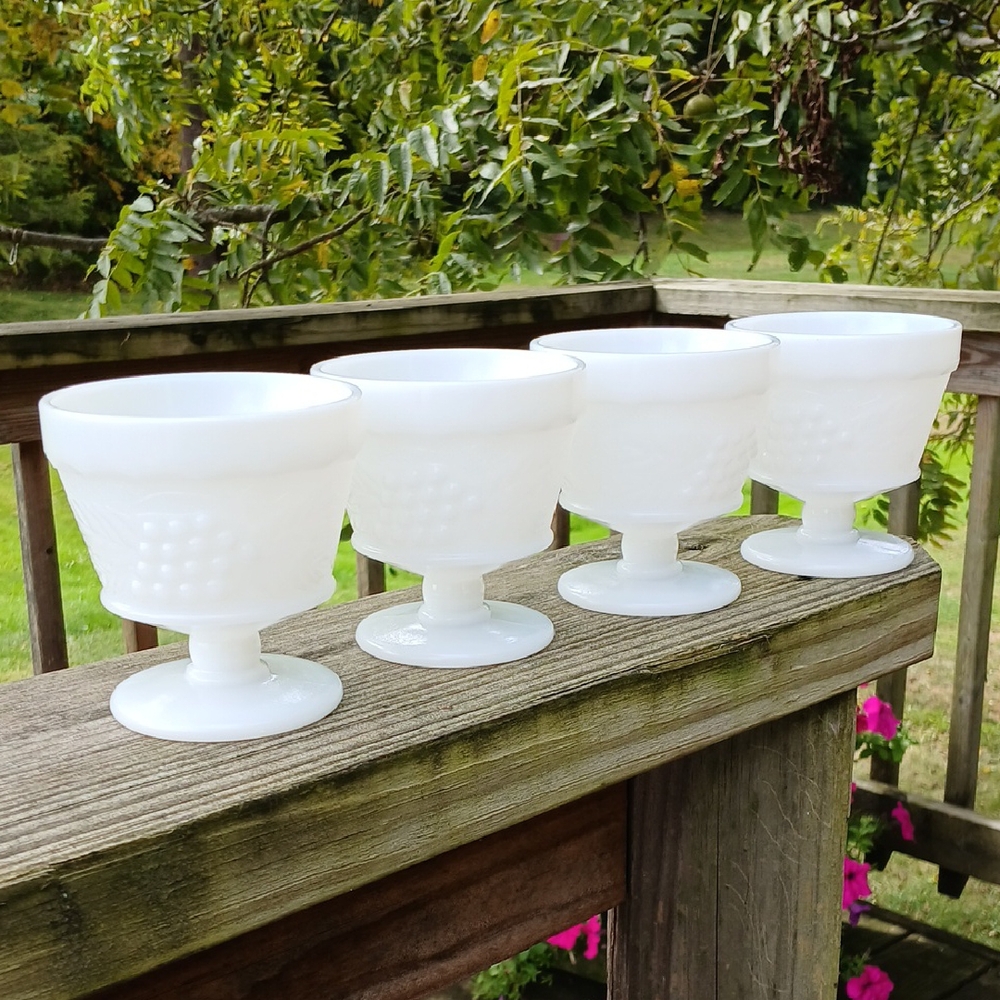 4 Anchor Hocking Milk Glass Sherbert Dessert Ice Cream Cups